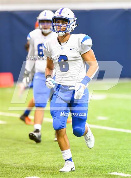 Thumbnail 2 in Chino Valley vs. Valley Christian (Kick-Off Classic) photogallery.