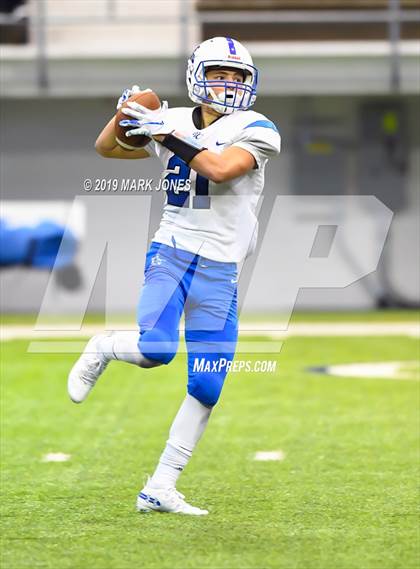 Thumbnail 1 in Chino Valley vs. Valley Christian (Kick-Off Classic) photogallery.