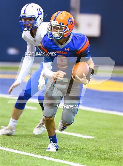 Thumbnail 2 in Chino Valley vs. Valley Christian (Kick-Off Classic) photogallery.