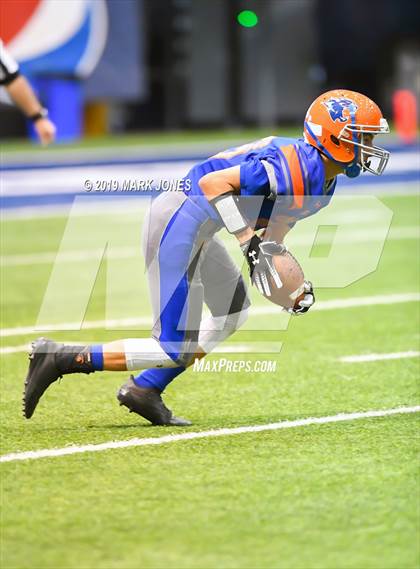 Thumbnail 3 in Chino Valley vs. Valley Christian (Kick-Off Classic) photogallery.
