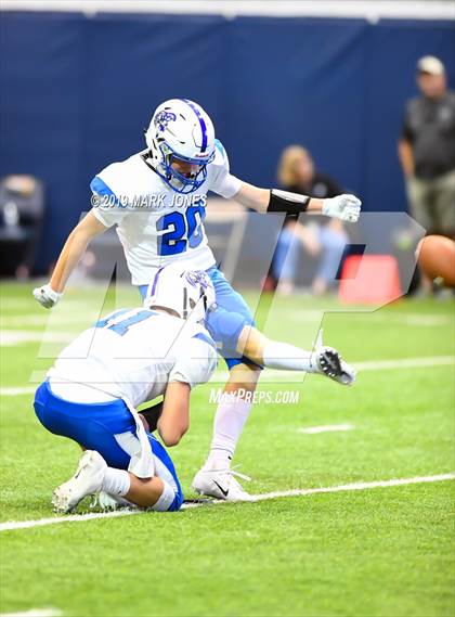 Thumbnail 1 in Chino Valley vs. Valley Christian (Kick-Off Classic) photogallery.