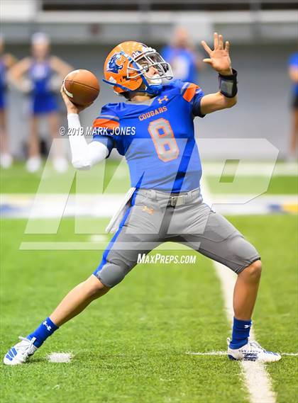 Thumbnail 1 in Chino Valley vs. Valley Christian (Kick-Off Classic) photogallery.