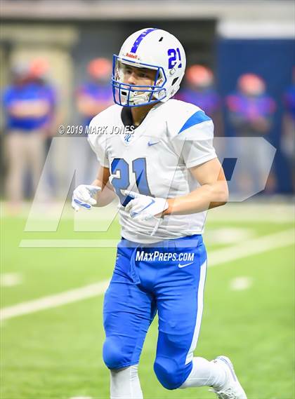 Thumbnail 2 in Chino Valley vs. Valley Christian (Kick-Off Classic) photogallery.