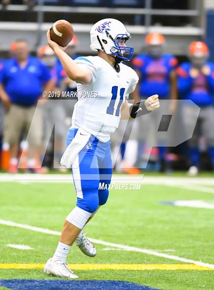 Thumbnail 1 in Chino Valley vs. Valley Christian (Kick-Off Classic) photogallery.