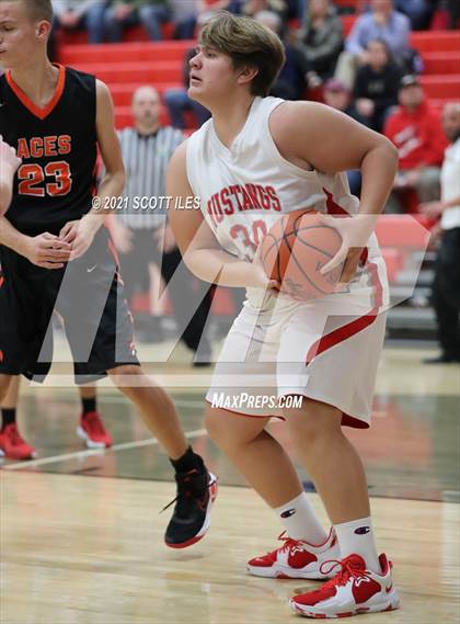 Thumbnail 1 in Amanda-Clearcreek @ Westfall photogallery.