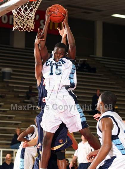 Thumbnail 1 in Klein Collins vs. Alief Elsik (McDonald's Texas Invitational) photogallery.