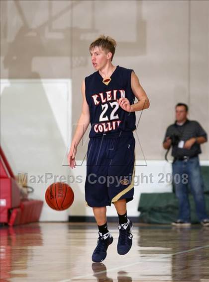 Thumbnail 1 in Klein Collins vs. Alief Elsik (McDonald's Texas Invitational) photogallery.