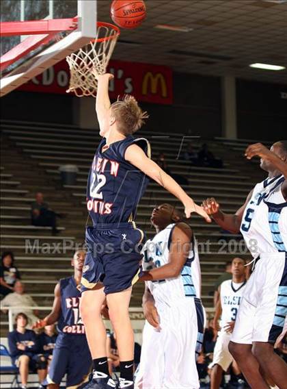 Thumbnail 3 in Klein Collins vs. Alief Elsik (McDonald's Texas Invitational) photogallery.
