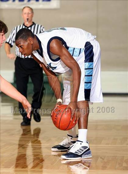 Thumbnail 1 in Klein Collins vs. Alief Elsik (McDonald's Texas Invitational) photogallery.