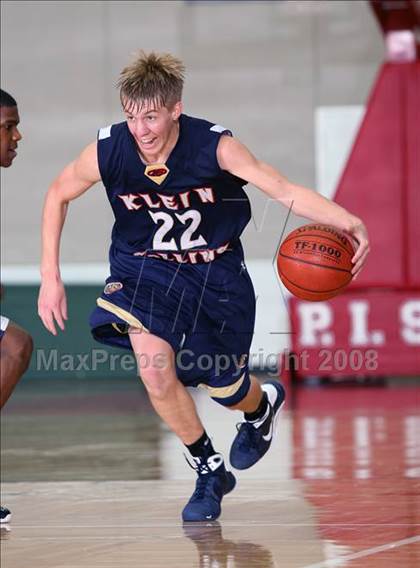 Thumbnail 2 in Klein Collins vs. Alief Elsik (McDonald's Texas Invitational) photogallery.