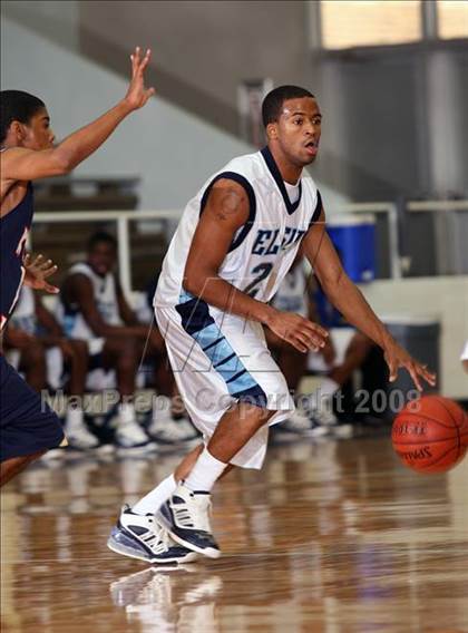 Thumbnail 1 in Klein Collins vs. Alief Elsik (McDonald's Texas Invitational) photogallery.