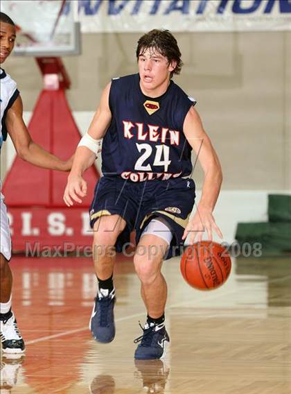 Thumbnail 1 in Klein Collins vs. Alief Elsik (McDonald's Texas Invitational) photogallery.