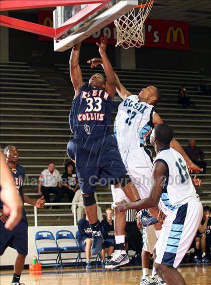 Thumbnail 2 in Klein Collins vs. Alief Elsik (McDonald's Texas Invitational) photogallery.