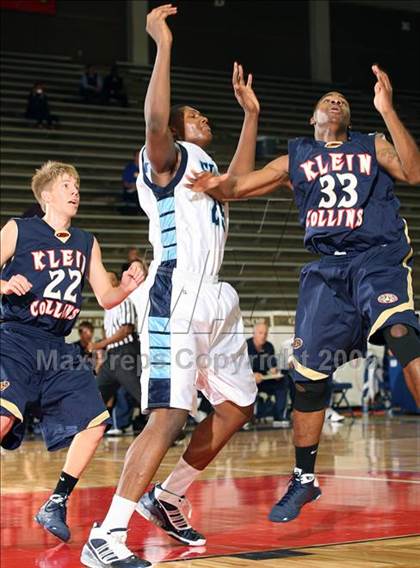 Thumbnail 2 in Klein Collins vs. Alief Elsik (McDonald's Texas Invitational) photogallery.