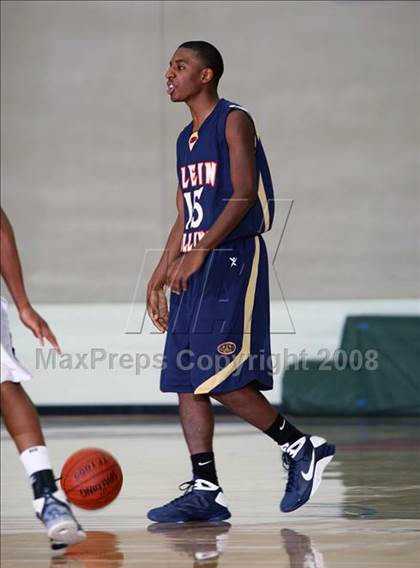 Thumbnail 2 in Klein Collins vs. Alief Elsik (McDonald's Texas Invitational) photogallery.