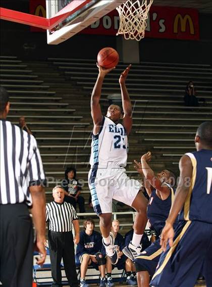 Thumbnail 3 in Klein Collins vs. Alief Elsik (McDonald's Texas Invitational) photogallery.