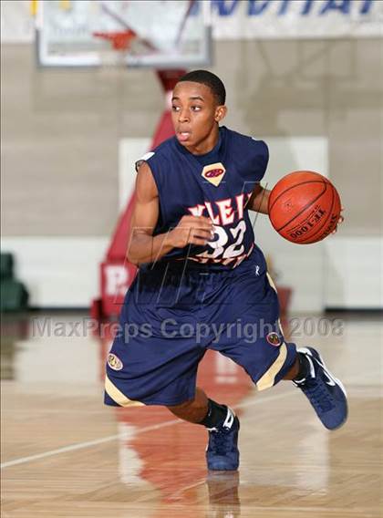 Thumbnail 3 in Klein Collins vs. Alief Elsik (McDonald's Texas Invitational) photogallery.