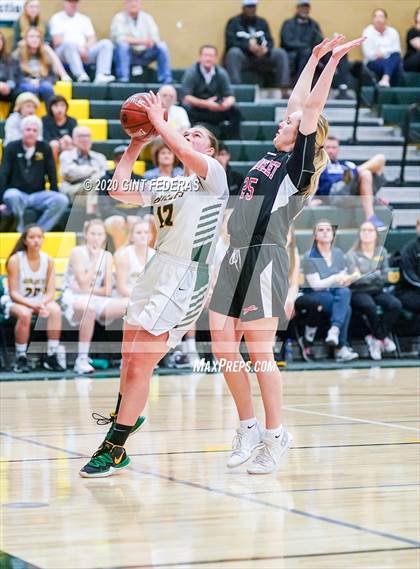 Thumbnail 1 in Carondelet vs. San Ramon Valley (CIF NCS D1 Semifinal) photogallery.