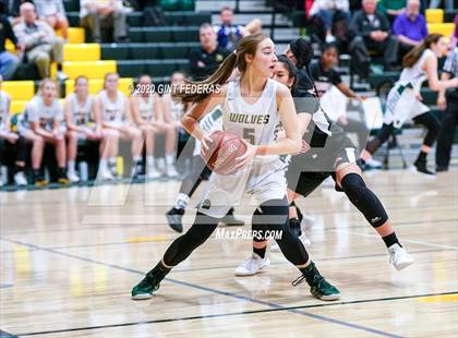 Thumbnail 3 in Carondelet vs. San Ramon Valley (CIF NCS D1 Semifinal) photogallery.