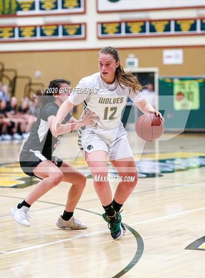 Thumbnail 3 in Carondelet vs. San Ramon Valley (CIF NCS D1 Semifinal) photogallery.