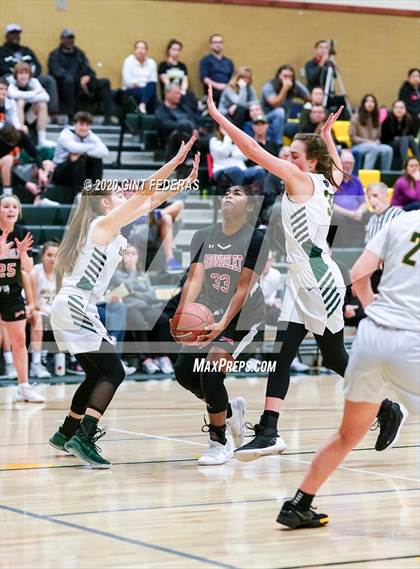 Thumbnail 1 in Carondelet vs. San Ramon Valley (CIF NCS D1 Semifinal) photogallery.