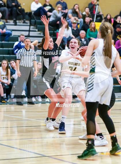 Thumbnail 2 in Carondelet vs. San Ramon Valley (CIF NCS D1 Semifinal) photogallery.