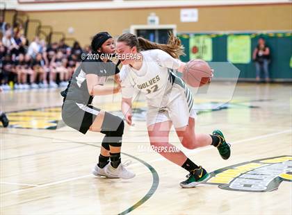 Thumbnail 3 in Carondelet vs. San Ramon Valley (CIF NCS D1 Semifinal) photogallery.