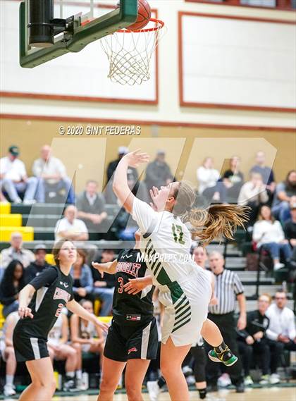 Thumbnail 2 in Carondelet vs. San Ramon Valley (CIF NCS D1 Semifinal) photogallery.