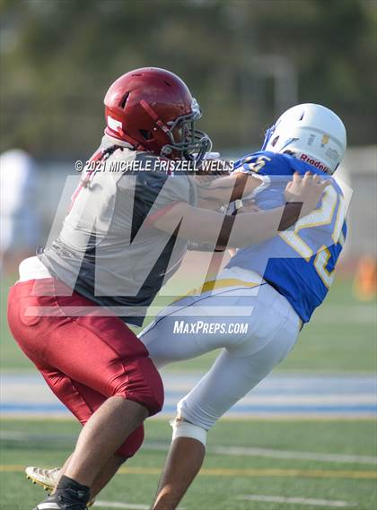 Thumbnail 2 in Grossmont vs Sweetwater  photogallery.