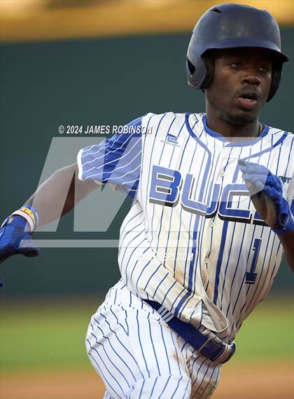 Thumbnail 1 in First Coast vs Englewood photogallery.