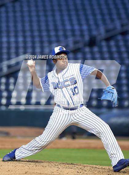 Thumbnail 2 in First Coast vs Englewood photogallery.