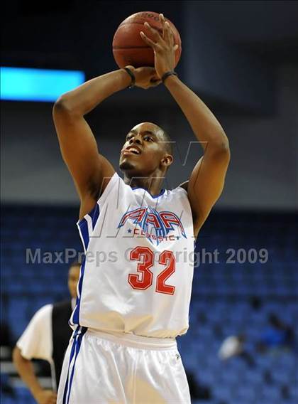 Thumbnail 2 in Feinberg Academic All-American Classic photogallery.