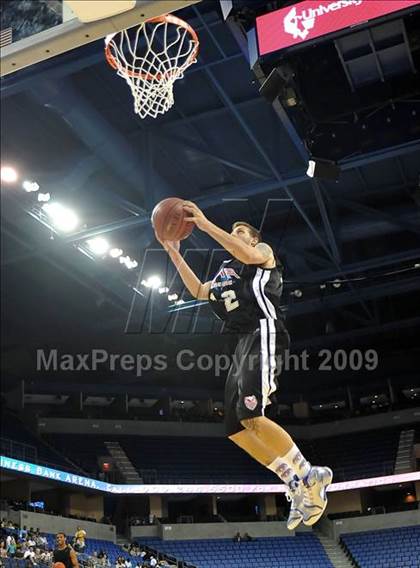Thumbnail 3 in Feinberg Academic All-American Classic photogallery.