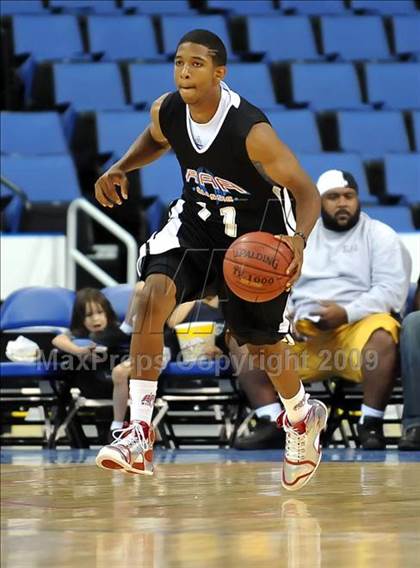 Thumbnail 2 in Feinberg Academic All-American Classic photogallery.