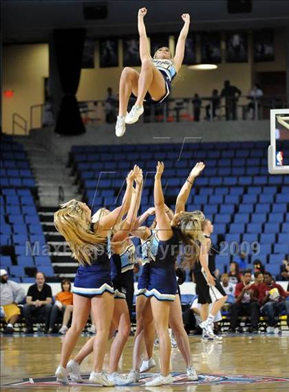 Thumbnail 2 in Feinberg Academic All-American Classic photogallery.