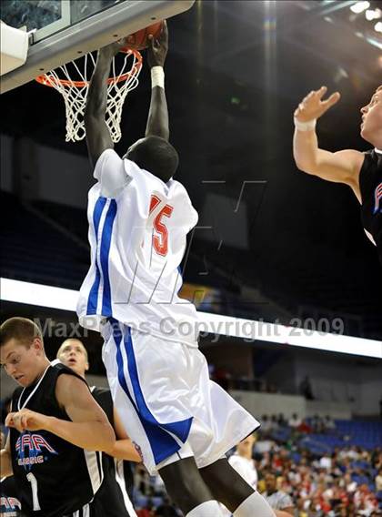 Thumbnail 3 in Feinberg Academic All-American Classic photogallery.