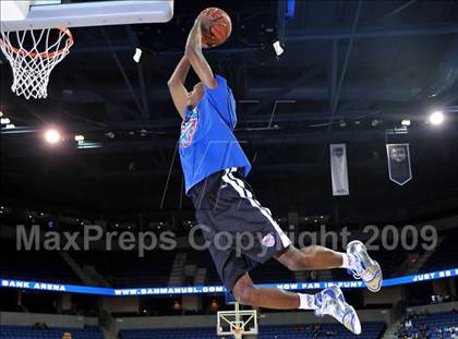 Thumbnail 3 in Feinberg Academic All-American Classic photogallery.