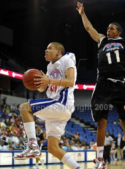Thumbnail 2 in Feinberg Academic All-American Classic photogallery.