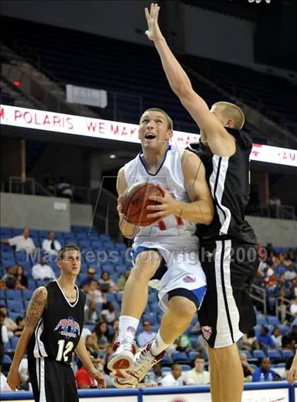 Thumbnail 1 in Feinberg Academic All-American Classic photogallery.