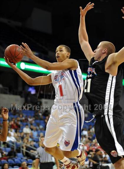 Thumbnail 1 in Feinberg Academic All-American Classic photogallery.