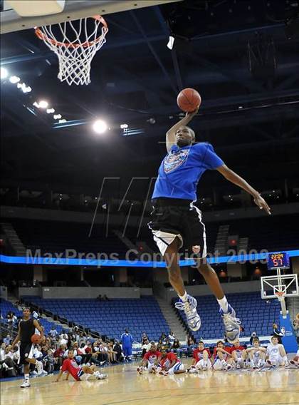 Thumbnail 1 in Feinberg Academic All-American Classic photogallery.