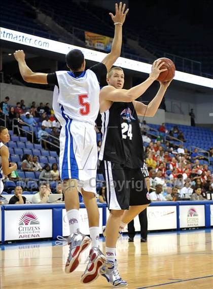 Thumbnail 3 in Feinberg Academic All-American Classic photogallery.
