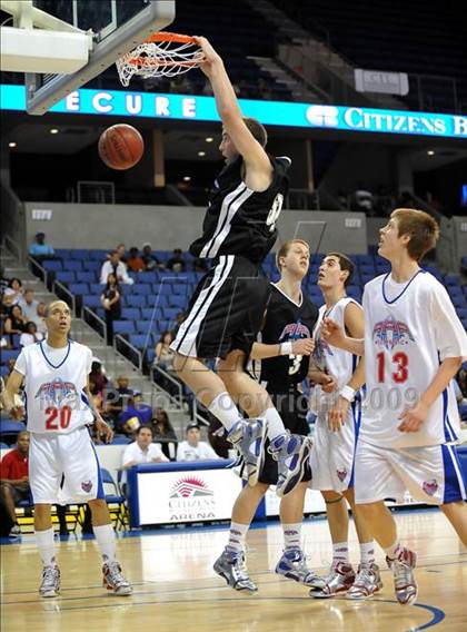 Thumbnail 1 in Feinberg Academic All-American Classic photogallery.