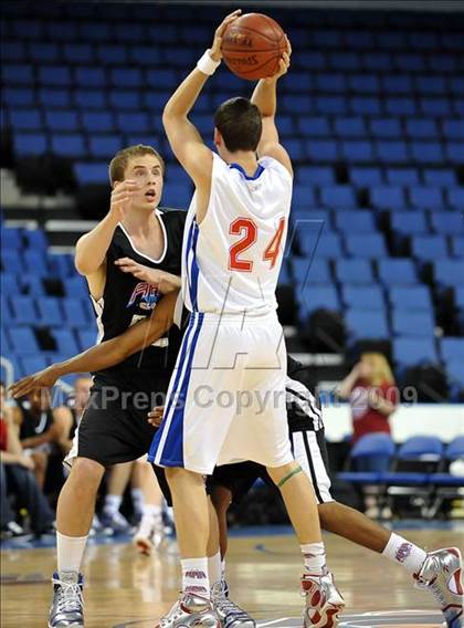 Thumbnail 1 in Feinberg Academic All-American Classic photogallery.