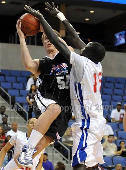 Thumbnail 3 in Feinberg Academic All-American Classic photogallery.
