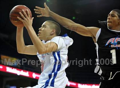 Thumbnail 3 in Feinberg Academic All-American Classic photogallery.