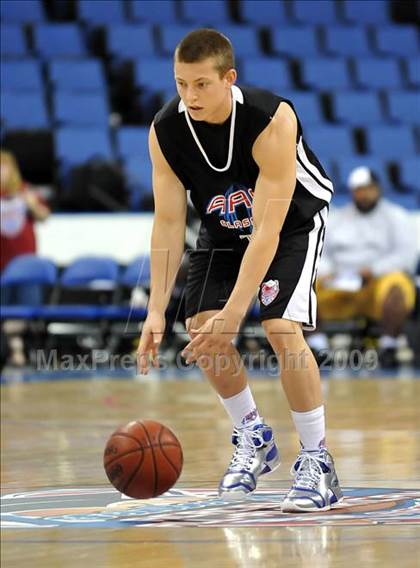 Thumbnail 2 in Feinberg Academic All-American Classic photogallery.