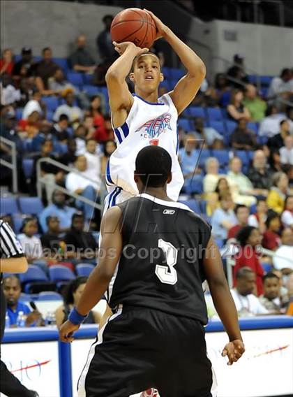 Thumbnail 1 in Feinberg Academic All-American Classic photogallery.