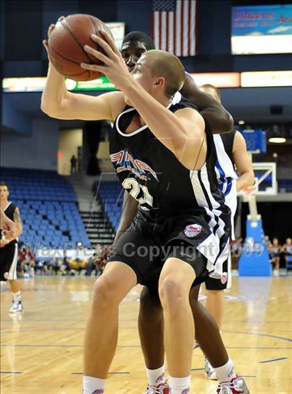 Thumbnail 2 in Feinberg Academic All-American Classic photogallery.