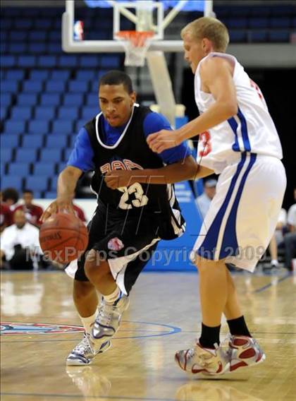 Thumbnail 2 in Feinberg Academic All-American Classic photogallery.